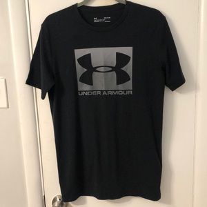 Under Armour Tshirt